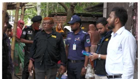 ঝিনাইদহে নকল প্রসাধনী কারখানায় অভিযান, পণ্য জব্দ