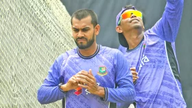 '১-২ ম্যাচে বিচার করা যায় না, সুযোগ পেলে সবাই জ্বলে উঠবে',&mdash; ক্রিকেটারদের পাশে অধিনায়ক মিরাজ