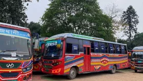 জাবিতে 'রাজধানী পরিবহনের' &nbsp;৯ টি বাস আটক