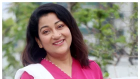 &lsquo;জাতীয় ফুপু&rsquo; দীপা খন্দকার