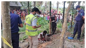 নিখোঁজের ২৬ দিন পর কবর থেকে ফেরিওয়ালার মরদেহ উদ্ধার