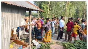মাইকিং করে দুই গ্রামের সংঘর্ষ, আহত ২০
