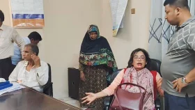 চাঁদা না পেয়ে রাজশাহীতে কলেজে হামলা, শিক্ষকদের মারধর
