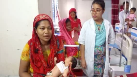 হাত-পাবিহীন শিশুর জন্ম: বাবা বললেন ফেলে দিতে