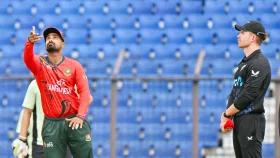 আগে ফিল্ডিং করবে বাংলাদেশ, রিপন মন্ডলের অভিষেক