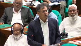 ৩০ এপ্রিলের পর জুয়া ও মাদকের বিরুদ্ধে সারাদেশে অভিযান: স্বরাষ্ট্রমন্ত্রী