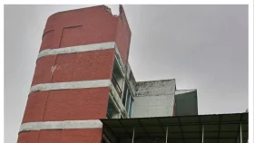 রাঙ্গাবালীতে বজ্রপাতে ভাঙল ডাকবাংলোর দেয়ালের একাংশ&nbsp;
