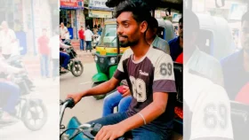 রায়গঞ্জে অটোরিকশাচালকের গলাকাটা মরদেহ উদ্ধার