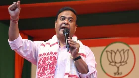 বাংলাদেশ প্রসঙ্গে বিস্ফোরক মন্তব্য আসামের মুখ্যমন্ত্রীর!