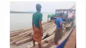 ১৩ মাস পর টেকনাফ স্থলবন্দরে সীমান্ত বাণিজ্য শুরু