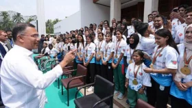 সিলেটে &lsquo;নতুন কুঁড়ি স্পোর্টস&rsquo; উদ্বোধন করলেন প্রধানমন্ত্রী