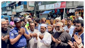 যানজট নিরসনে সৈয়দপুর শহরে রোড ডিভাইডার স্থাপন