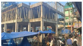 পাঁচ বছরেও শেষ হয়নি গৌরীপুর কাঁচাবাজার মার্কেটর নির্মাণকাজ