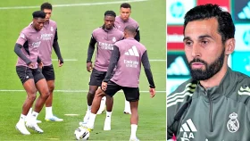 চুয়ামেনি-ভালভার্দেকে &lsquo;অপরাধীর মতো ফাঁসিকাষ্ঠে ঝোলাবেন না&rsquo;: রিয়াল কোচ