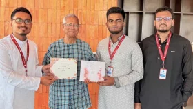 ড. ইউনূসকে বিয়ের দাওয়াত দিলেন ডাকসু ভিপি সাদিক কায়েম