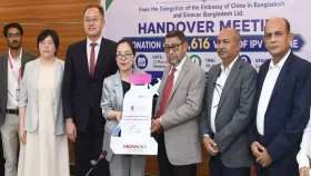 বাংলাদেশকে ৪ লাখ ডোজ পোলিও টিকা দিল চীন