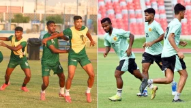 মুখোমুখি বসুন্ধরা-আবাহনী: আজই কি লিগ শিরোপা নিষ্পত্তি