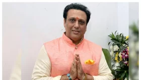 প্রকাশ্যে ক্ষমা চাইলেন গোবিন্দ, ভাইরাল ভিডিও