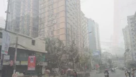 বায়ু দূষণে ঢাকার অবস্থান দ্বিতীয়, শীর্ষে লাহোর