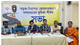 ঈদযাত্রায় ফিটনেসবিহীন যানবাহন চলাচল বন্ধের সুপারিশ