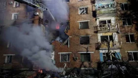 ইউক্রেনে রাশিয়ার ক্ষেপণাস্ত্র হামলায় নিহত ২