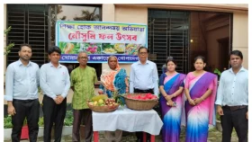 গোপালগঞ্জে বর্ণাঢ্য আয়োজনে ফল উৎসব