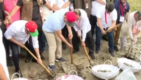 ত্রিশালে ধরার খাল পুনঃখনন কার্যক্রম উদ্বোধন করলেন প্রধানমন্ত্রী