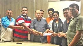 আর্থিক সহায়তা পেলেন সেই টুকটুকি