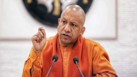 নির্ধারিত স্থান ছাড়া কুরবানি নয়, রাস্তা আটকে নামাজেও বারণ উত্তর প্রদেশে