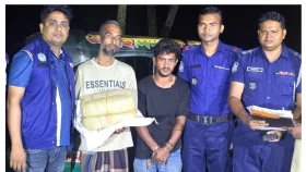 মুরাদনগরে ৪ কেজি গাঁজাসহ দুই মাদক কারবারি গ্রেপ্তার