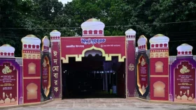 রাত পোহালেই ঈদুল আজহা