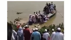 ঈদগাহ মাঠ থেকে ফেরার পথে লঞ্চডুবি