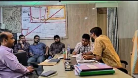 হঠাৎ স্বাস্থ্য কমপ্লেক্সে হাসনাত, অতঃপর যা হলো