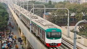 রাতে মেট্রোরেলের চলাচল বাড়ছে ২০ মিনিট