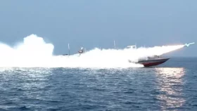 হরমুজে ইরানি ড্রোন লক্ষ্য করে মার্কিন হামলা
