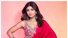 ৫২ তে পা, ভাত-রুটি খেয়েই ফিট শিল্পা!