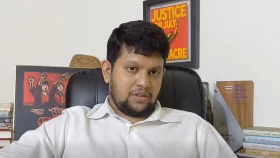 মধ্যরাতে মাহফুজ আলমের বিস্ফোরক পোস্ট