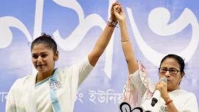 মমতার চেয়ে ৬ গুণ বেশি সম্পত্তি সায়নীর!&nbsp;