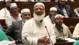 প্রবাসীদের কষ্ট ও ভোগান্তির বর্ণনা দিতে গিয়ে কাঁদলেন জামায়াত আমির