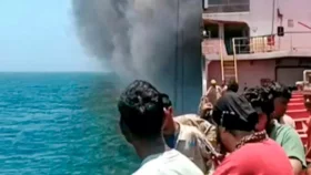 যুক্তরাষ্ট্রের হামলায় ৩ ভারতীয় নাবিক নিহত
