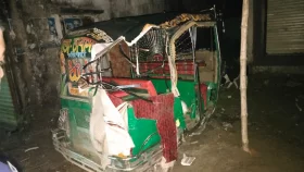 নেত্রকোনায় ট্রাক-সিএনজির মুখোমুখি সংঘর্ষে যুবক নিহত