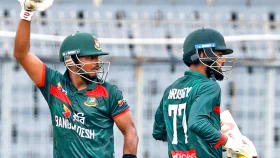 অজিদের হোয়াইটওয়াশের লক্ষ্যে ২৭৪ রান করলো বাংলাদেশ&nbsp;