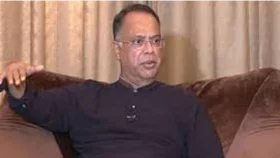 ১৬ লাখ টন তেল কিনতে সিঙ্গাপুর যাচ্ছেন জ্বালানিমন্ত্রী