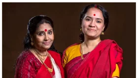 মায়ের ৮৪, মেয়ের ৫৪