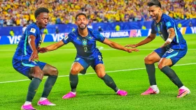 কুনহার জোড়ায় হাইতিকে হারিয়ে নাচলো ব্রাজিল&nbsp;