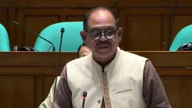 স্বামী-স্ত্রীর ডিভোর্স হতে পারে, ভারতের সঙ্গে ডিভোর্স হতে পারে না