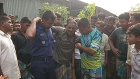 প্রবাসীর স্ত্রীকে ধর্ষণচেষ্টার অভিযোগ, ইউপি মেম্বারকে গণপিটুনি