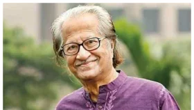আইসিইউতে যেমন আছেন মুস্তাফা মনোয়ার