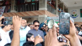 আপনাকে নিয়ে যে বসাবো, সেই অডিটোরিয়ামই নেই- শিক্ষামন্ত্রীকে ববি উপাচার্য