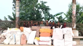 ১ কোটি ৩১ লাখ টাকার ভারতীয় পণ্য জব্দ
